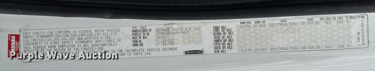 image for item EG7037 2011 Freightliner Buisness Class M2 refuse truck