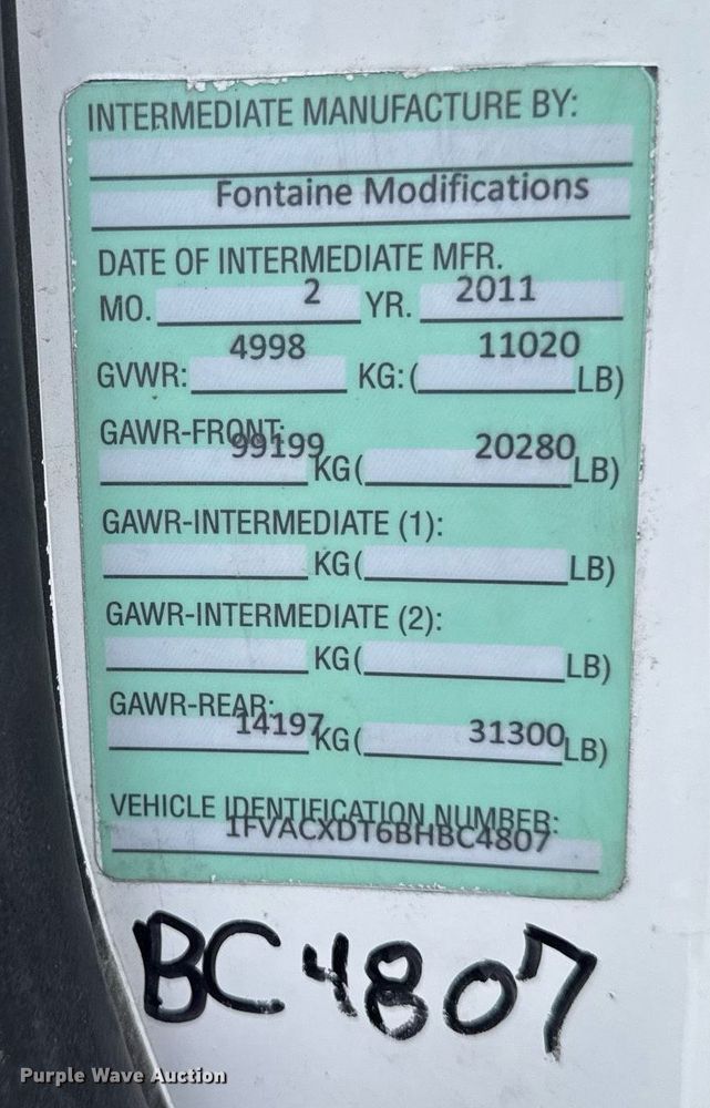 image for item EG7037 2011 Freightliner Buisness Class M2 refuse truck