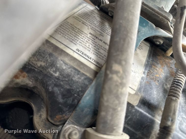 image for item EG7039 2006 International 4200 SBA 4x2 refuse truck