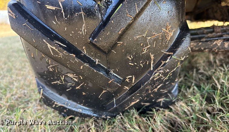 image for item EG7910 2004 Toro Multipro 1250 turf sprayer