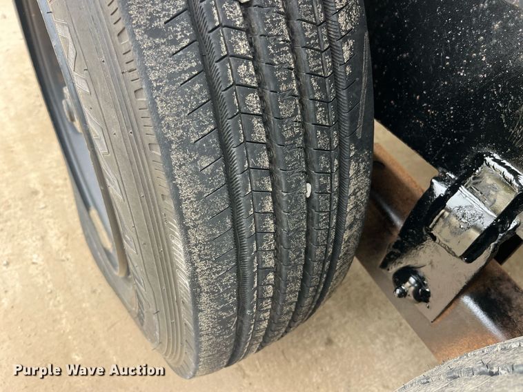 image for item EH2929 2019 Kaufman  equipment trailer