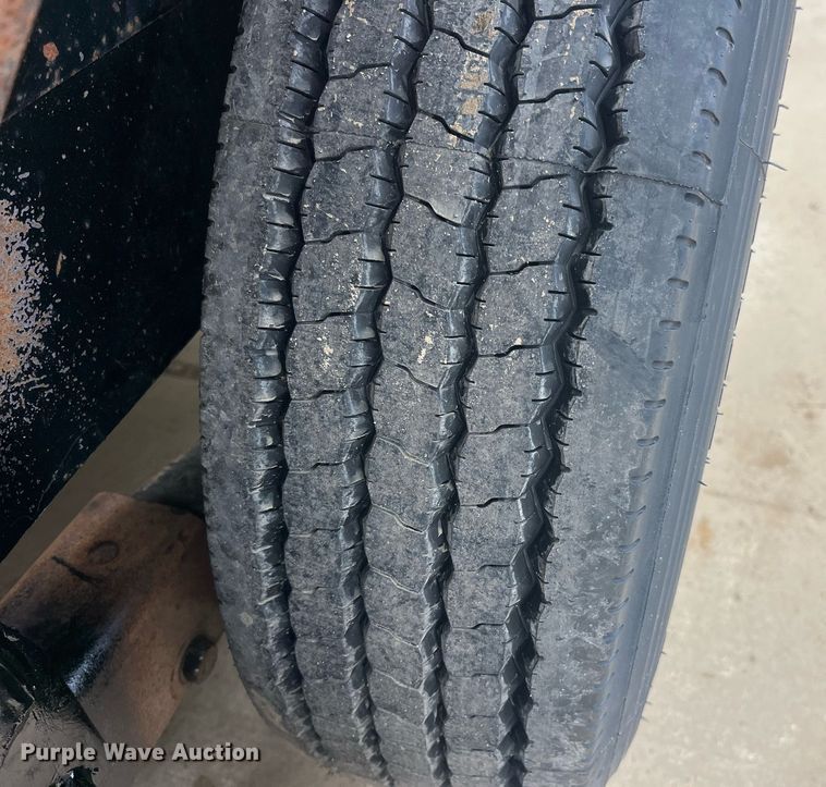 image for item EH2929 2019 Kaufman  equipment trailer