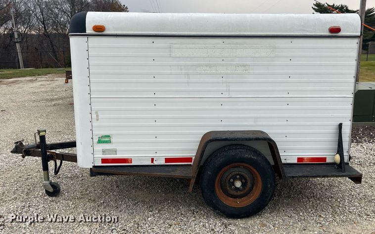image for item EH2933 1988 Interstate enclosed cargo trailer