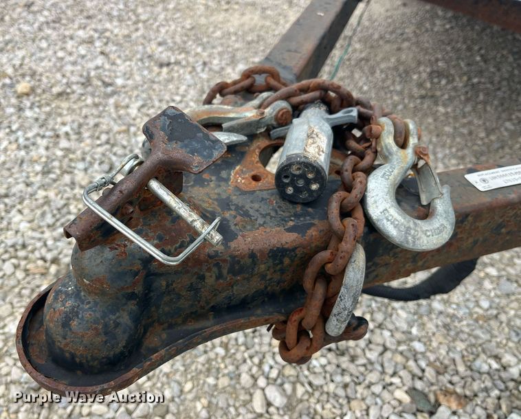 image for item EH2933 1988 Interstate enclosed cargo trailer