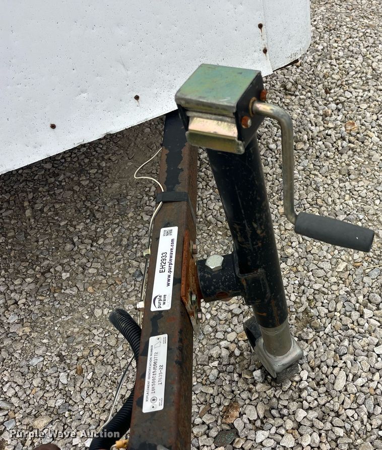 image for item EH2933 1988 Interstate enclosed cargo trailer