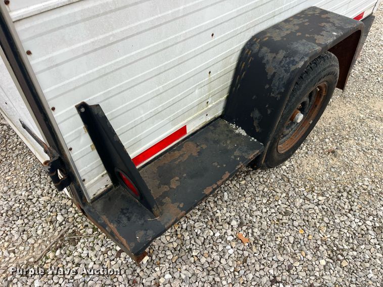image for item EH2933 1988 Interstate enclosed cargo trailer