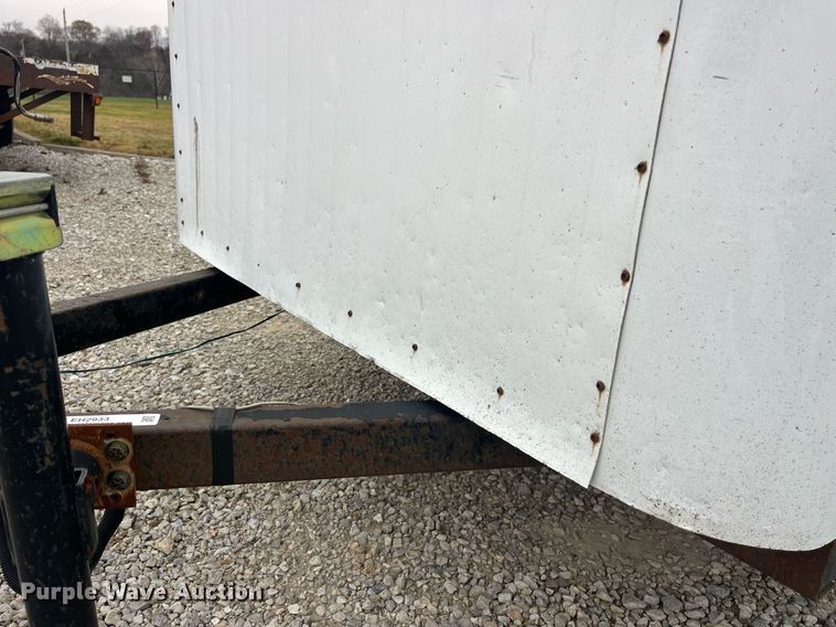 image for item EH2933 1988 Interstate enclosed cargo trailer