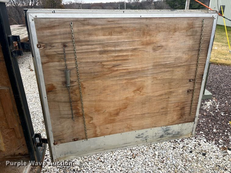 image for item EH2933 1988 Interstate enclosed cargo trailer