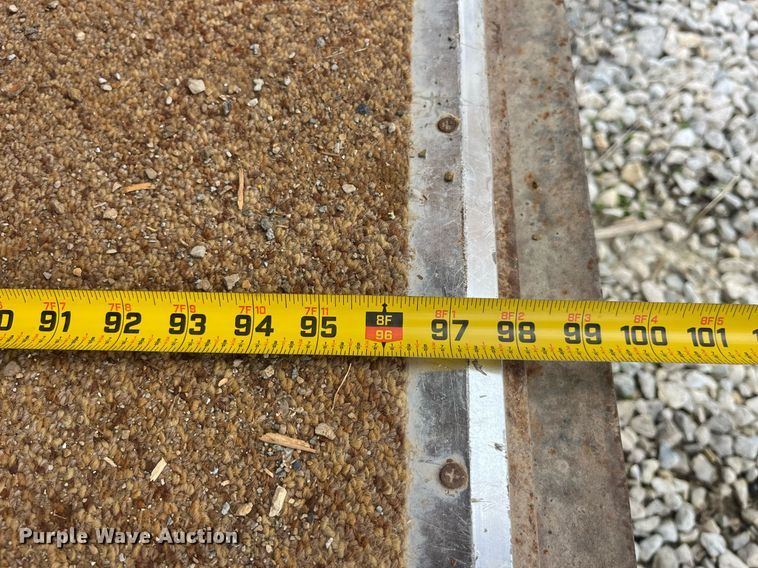 image for item EH2933 1988 Interstate enclosed cargo trailer