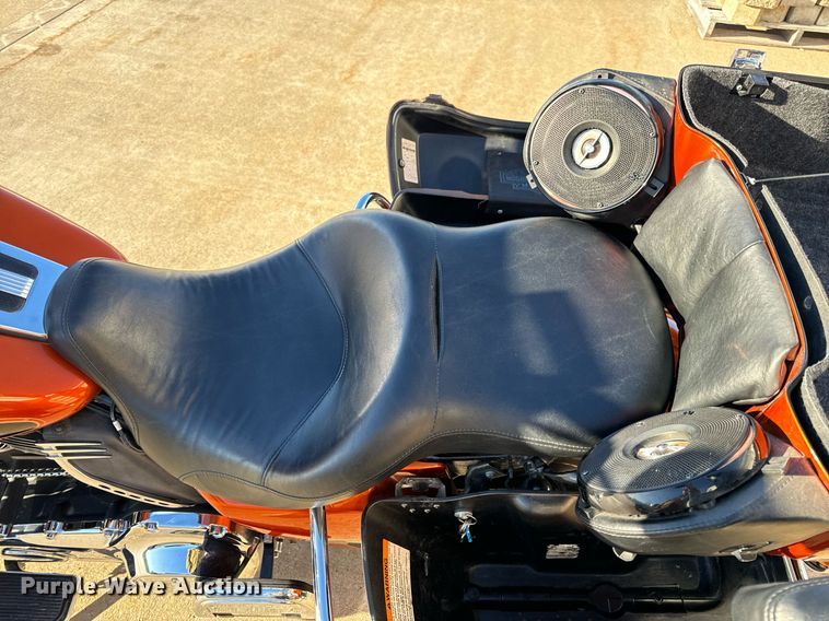 image for item EH7321 2009 Harley Davidson Electra Glide Ultra Classic motorcycle