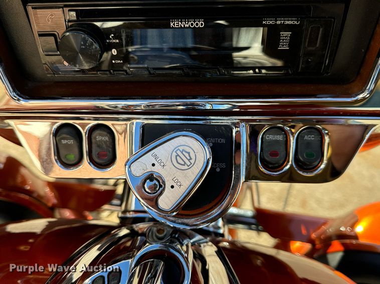 image for item EH7321 2009 Harley Davidson Electra Glide Ultra Classic motorcycle