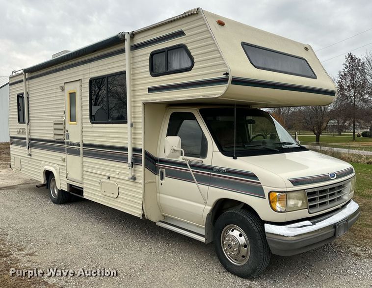 image for item EH7343 1994 Ford E350 Americana RV