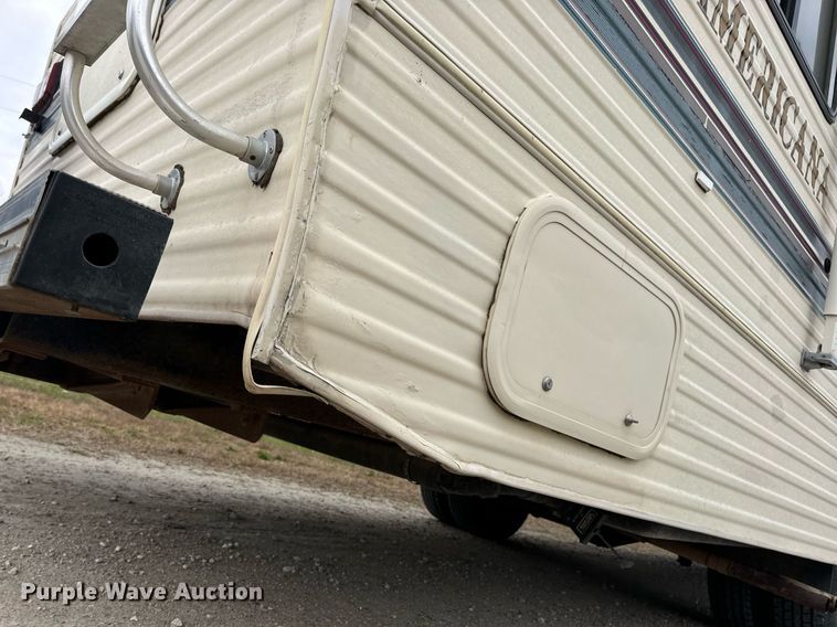 image for item EH7343 1994 Ford E350 Americana RV