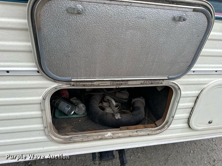 image for item EH7343 1994 Ford E350 Americana RV