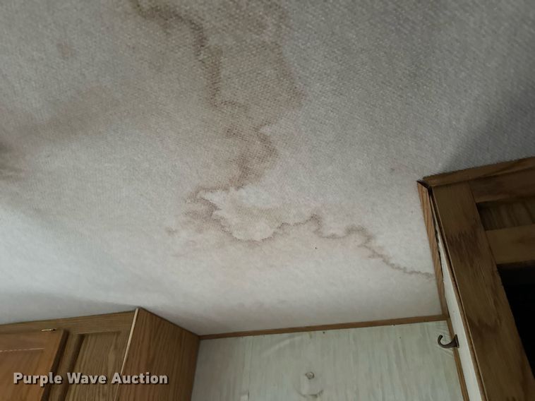 image for item EH7343 1994 Ford E350 Americana RV