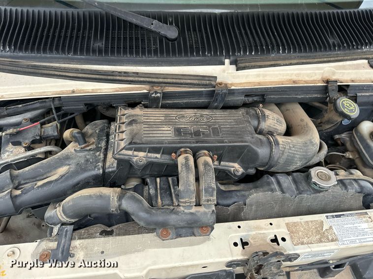 image for item EH7343 1994 Ford E350 Americana RV