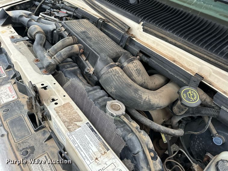 image for item EH7343 1994 Ford E350 Americana RV