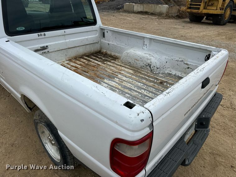 image for item EH7381 2005 Ford Ranger SuperCab pickup truck