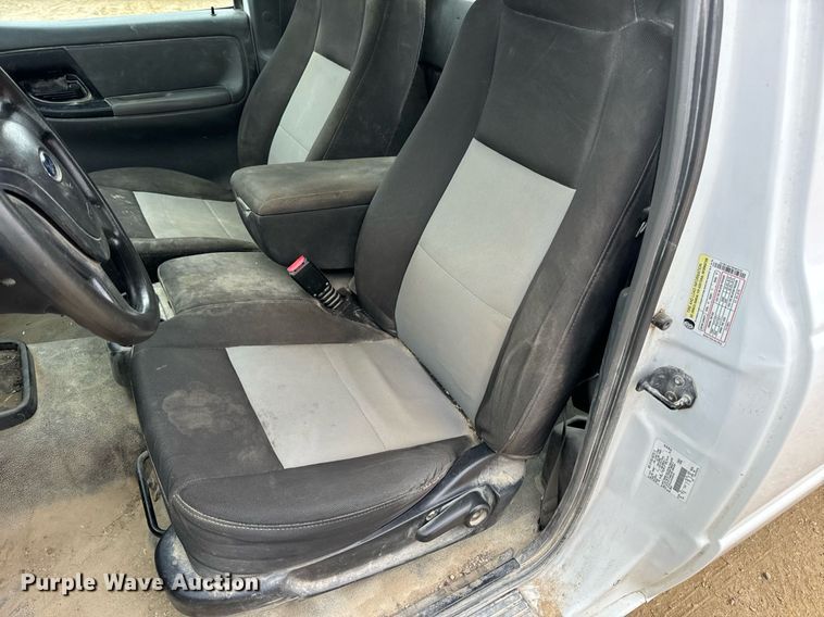image for item EH7381 2005 Ford Ranger SuperCab pickup truck