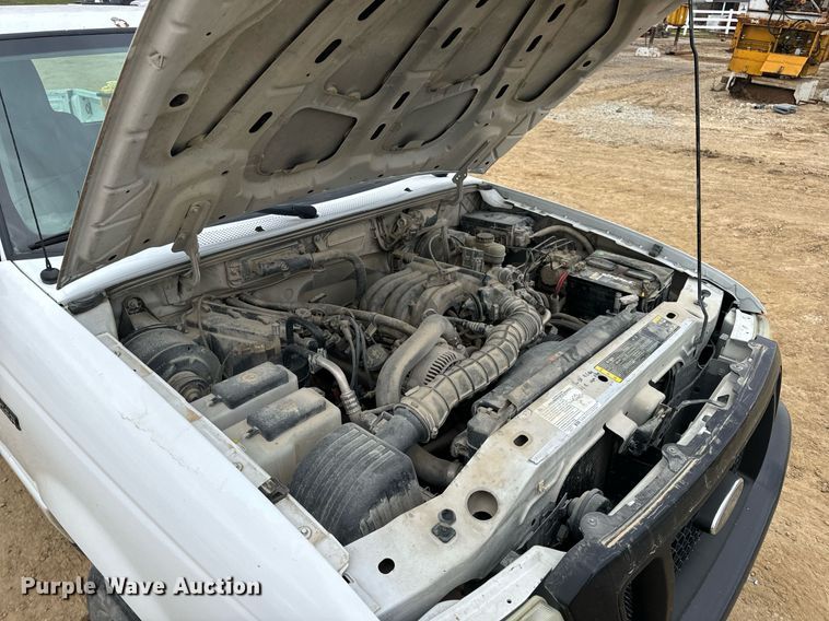 image for item EH7381 2005 Ford Ranger SuperCab pickup truck