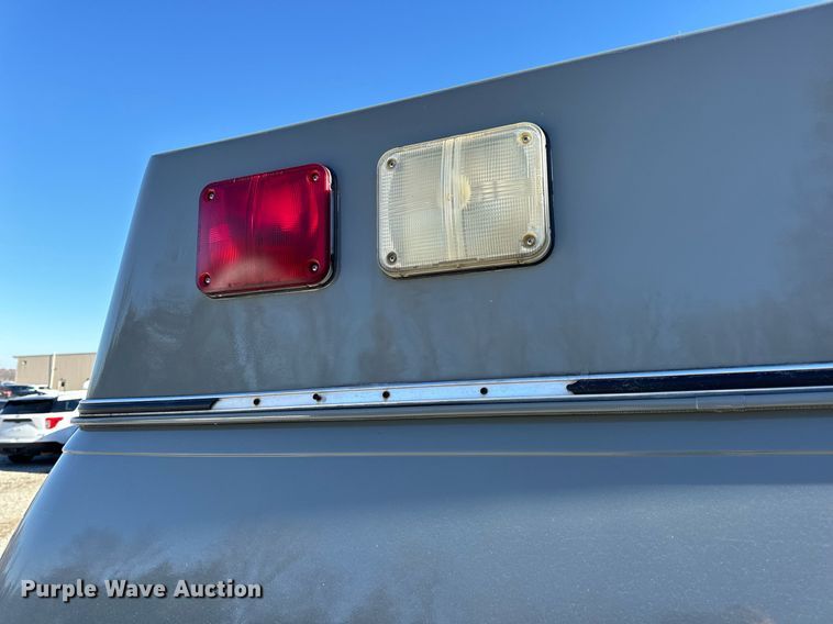 image for item EH7392 1997 Ford ambulance