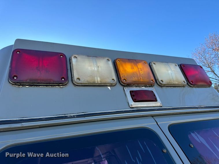 image for item EH7392 1997 Ford ambulance