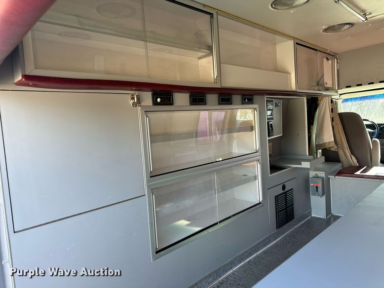 image for item EH7392 1997 Ford ambulance