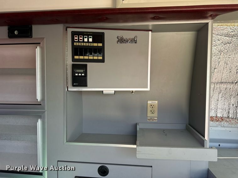 image for item EH7392 1997 Ford ambulance