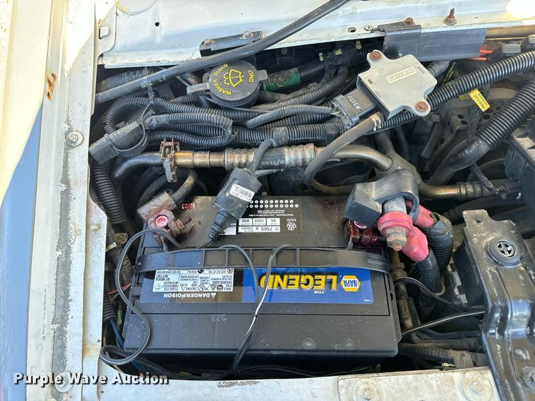 image for item EH7392 1997 Ford ambulance