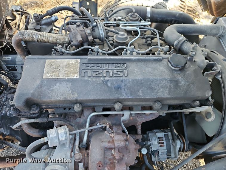 image for item EI8532 2002 Isuzu  NPR flatbed truck