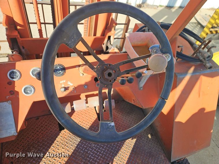 image for item EI8602 1980 Manitou 688DT forklift