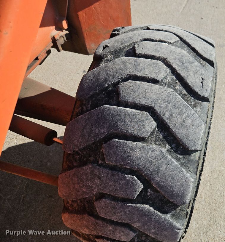 image for item EI8602 1980 Manitou 688DT forklift