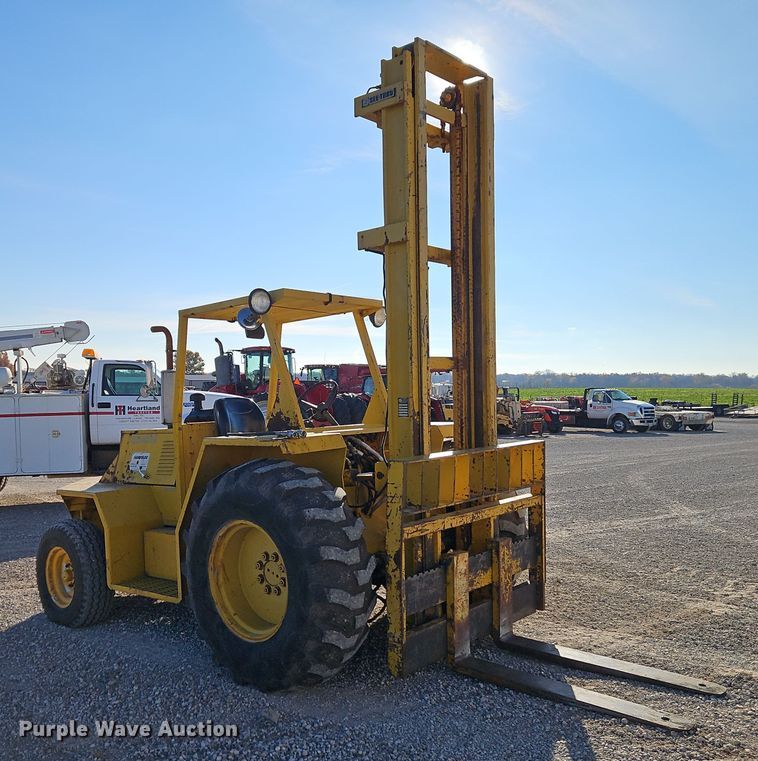 image for item EI8603 Sellick 8000 forklift