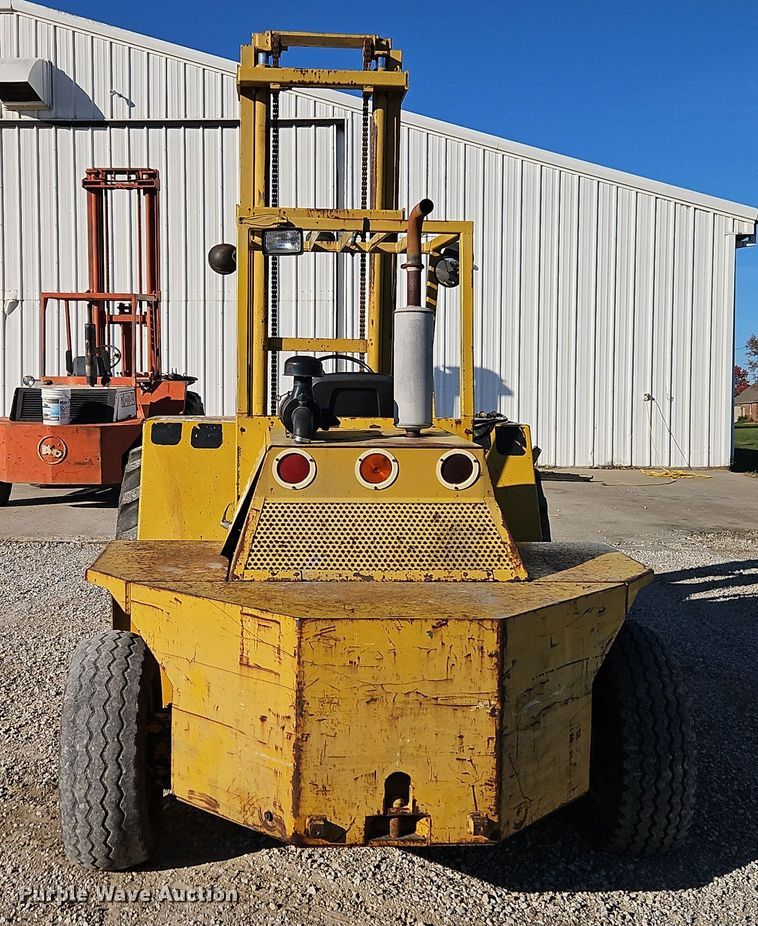 image for item EI8603 Sellick 8000 forklift