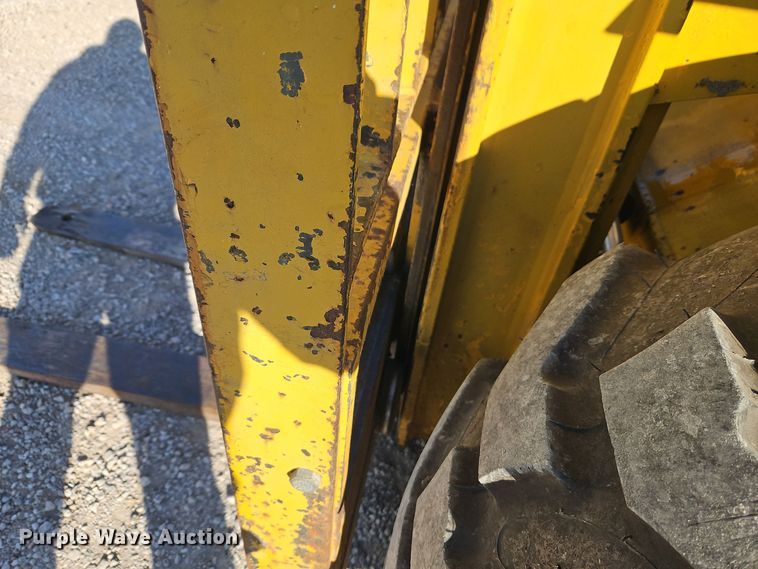 image for item EI8603 Sellick 8000 forklift