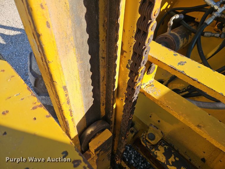 image for item EI8603 Sellick 8000 forklift