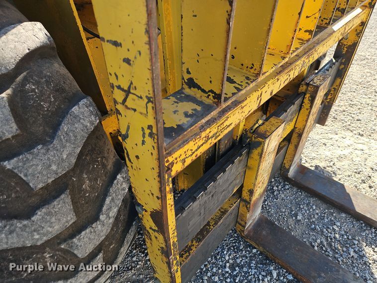 image for item EI8603 Sellick 8000 forklift