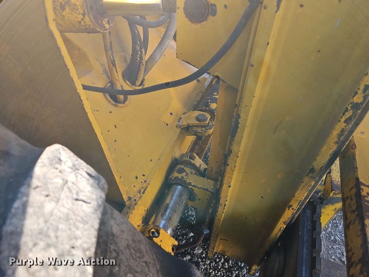 image for item EI8603 Sellick 8000 forklift