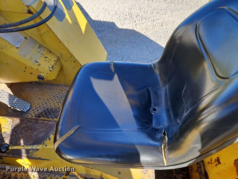 image for item EI8603 Sellick 8000 forklift