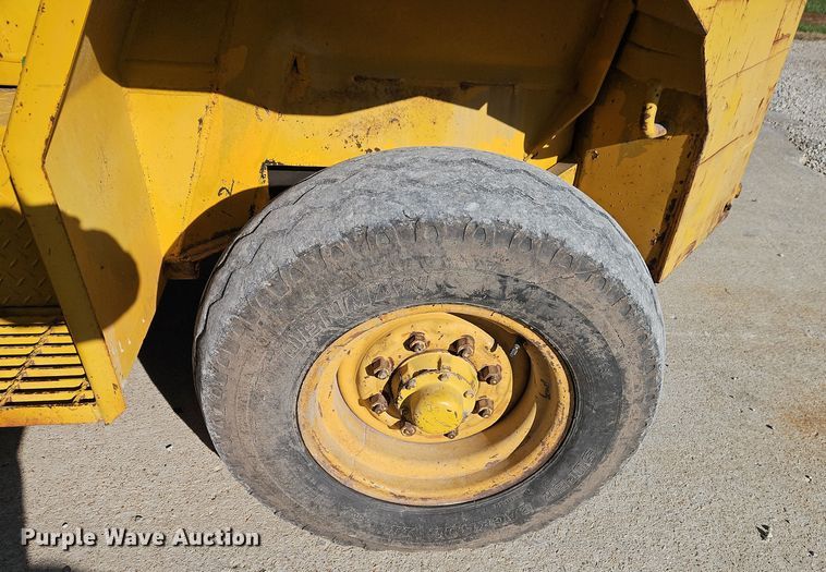 image for item EI8603 Sellick 8000 forklift