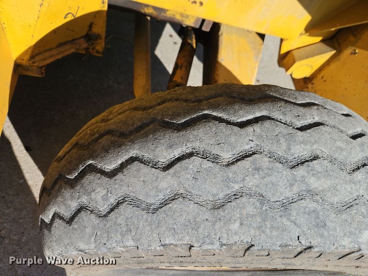 image for item EI8603 Sellick 8000 forklift