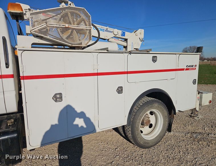 image for item EI8604 1995 Chevrolet Kodiak utility / service truck