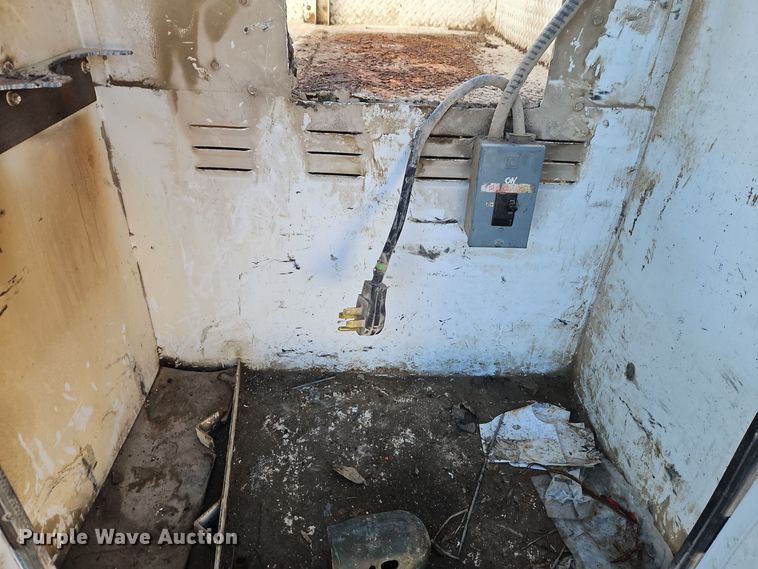 image for item EI8604 1995 Chevrolet Kodiak utility / service truck