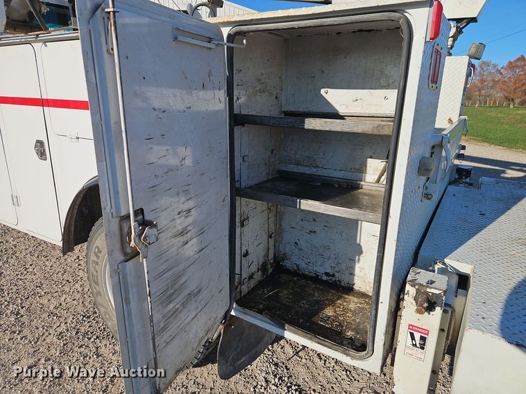 image for item EI8604 1995 Chevrolet Kodiak utility / service truck