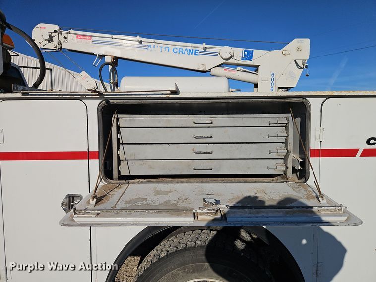 image for item EI8604 1995 Chevrolet Kodiak utility / service truck