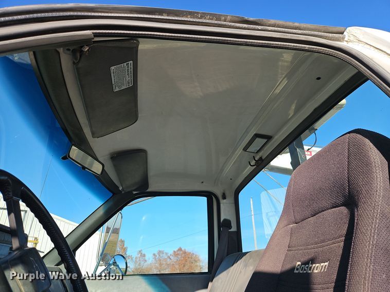 image for item EI8604 1995 Chevrolet Kodiak utility / service truck