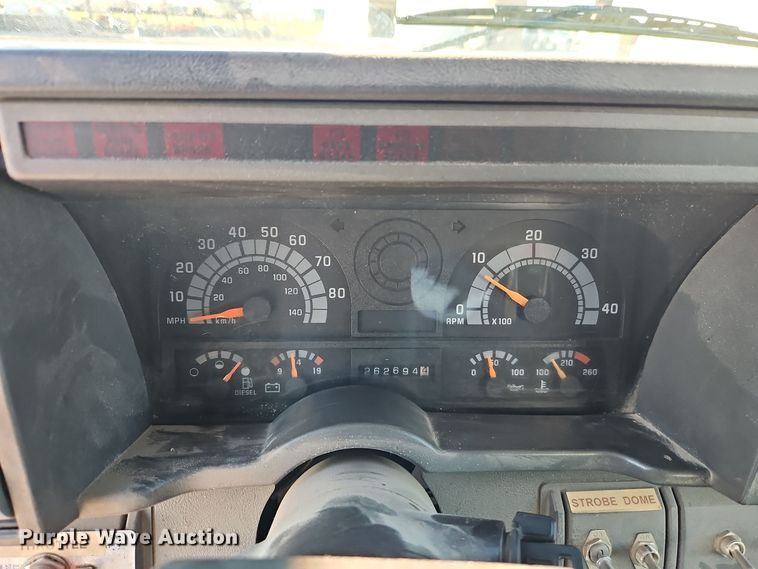 image for item EI8604 1995 Chevrolet Kodiak utility / service truck