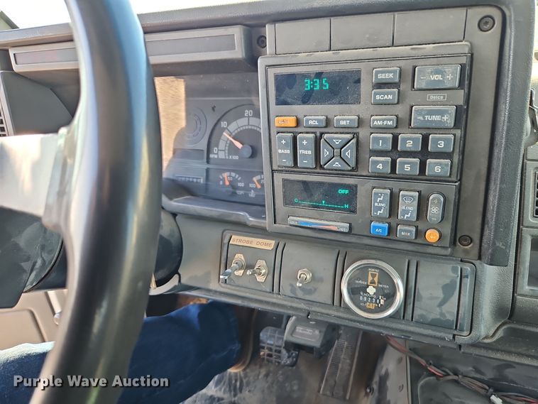 image for item EI8604 1995 Chevrolet Kodiak utility / service truck