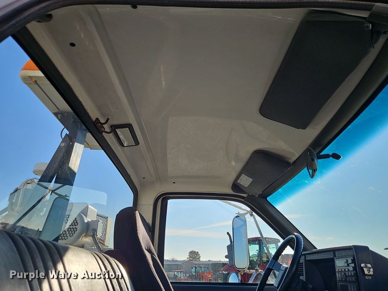 image for item EI8604 1995 Chevrolet Kodiak utility / service truck