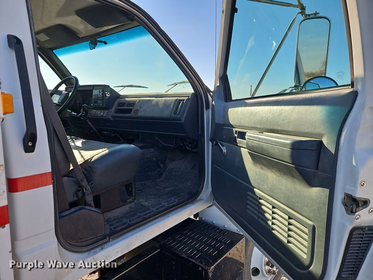 image for item EI8604 1995 Chevrolet Kodiak utility / service truck